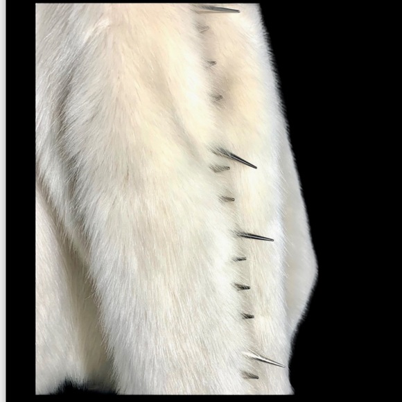 UNIF Creature Metal Spikes Medium Faux Fur White Ivory Coat Lined Jacket - Picture 6 of 11